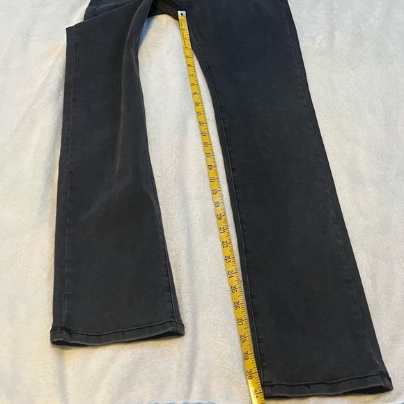 NWT Bebe Charcoal Straight Leg High Rise Rhinestone Accent Jeans Stretchy Gray - Picture 8 of 9